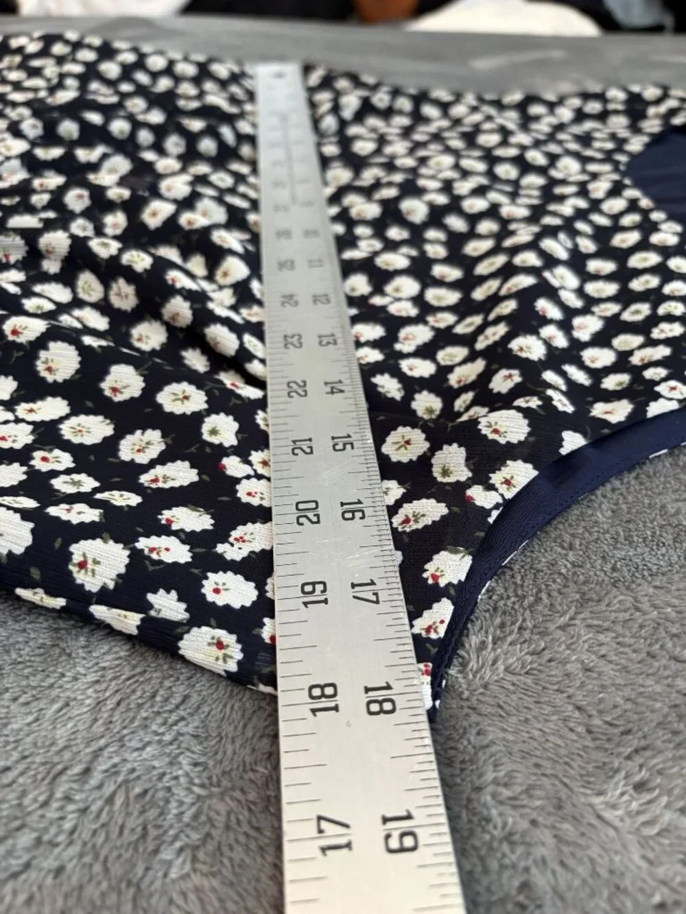 J.Crew Women's Floral Printed Tiered Midi Dress 8 Navy White Ditsy Spring Preppy - Picture 7 of 8